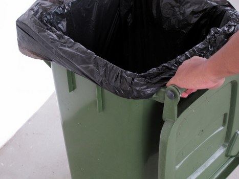 Innovative builders waste clearance process in action